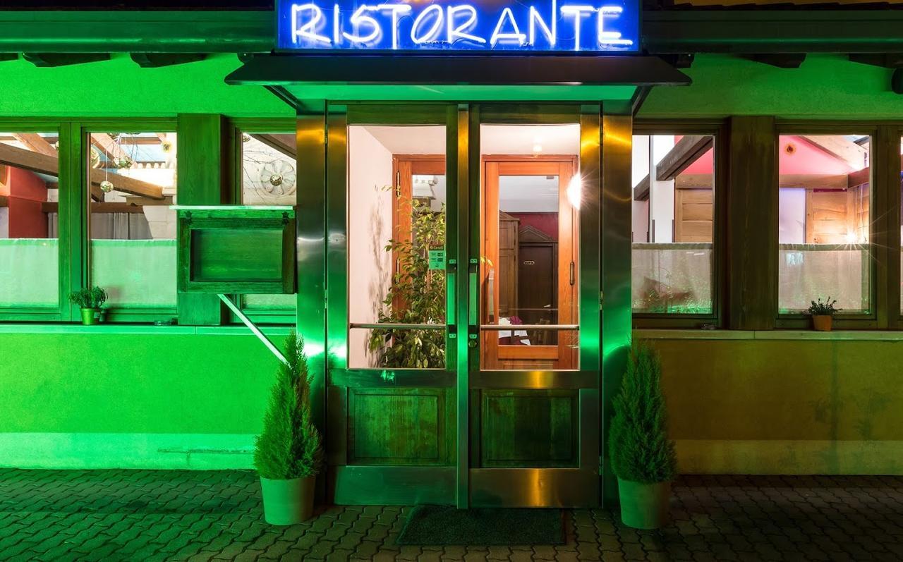 Albergo Alla Cesa Feltre Dış mekan fotoğraf